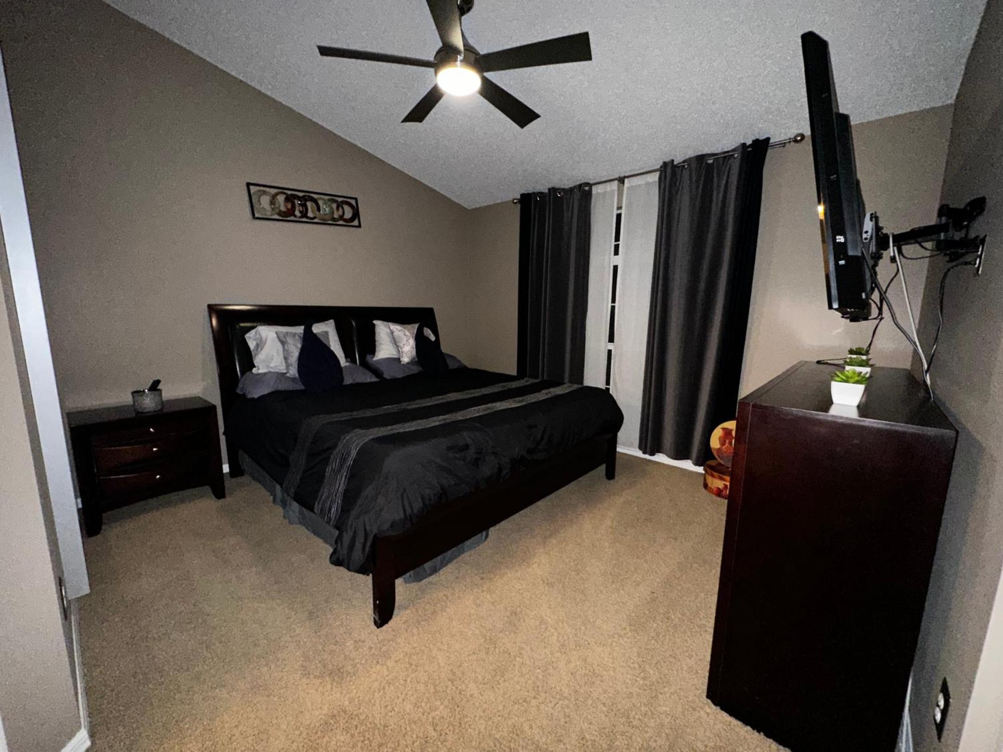 Cozy 3 Bedroom Home Close To Everything In Tampa! Exterior photo